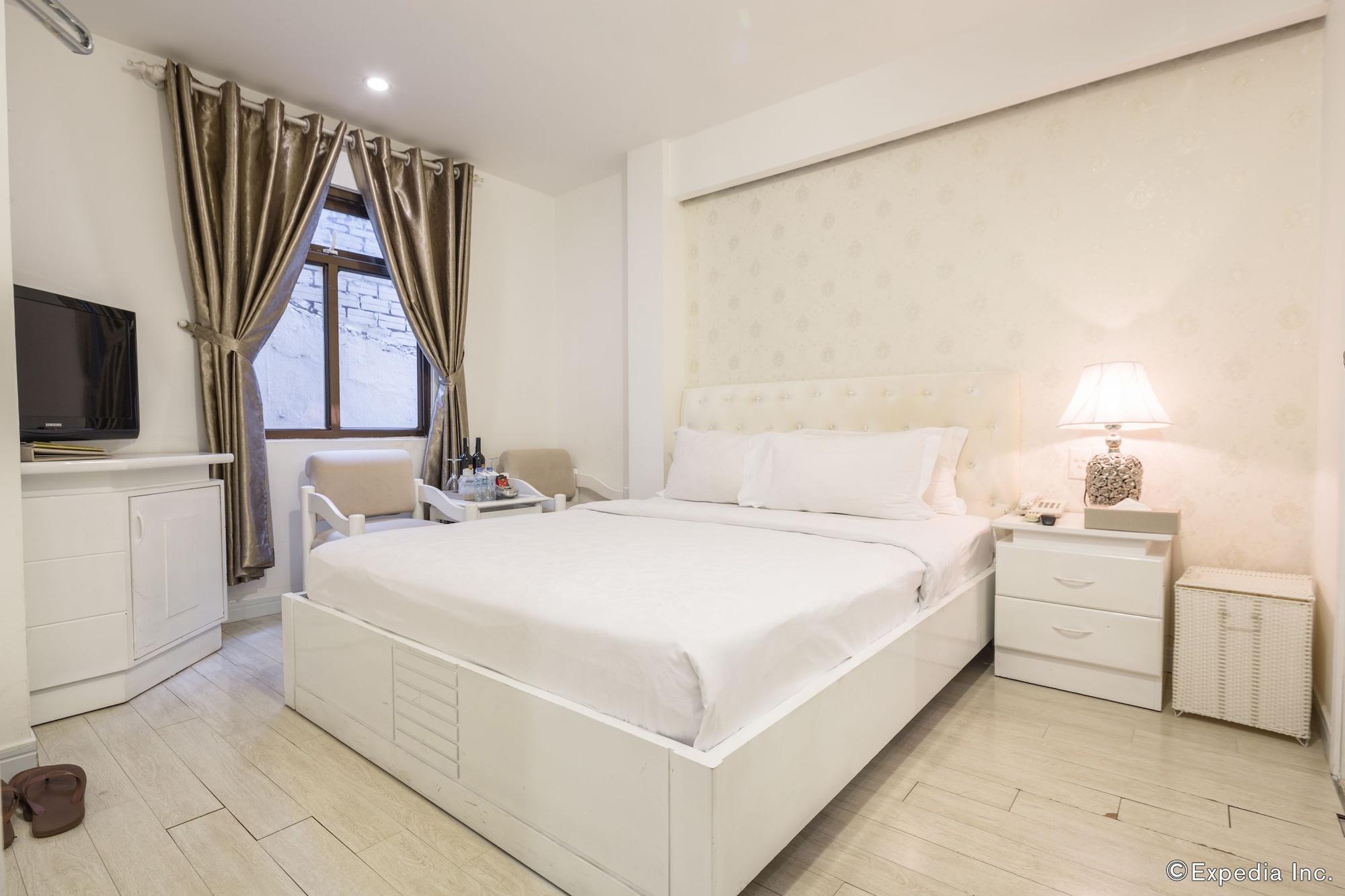The White Hotel 8A Thai Van Lung Ho Chi Minh City Exterior photo