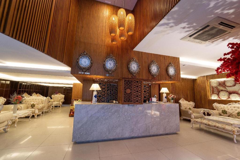 The White Hotel 8A Thai Van Lung Ho Chi Minh City Exterior photo